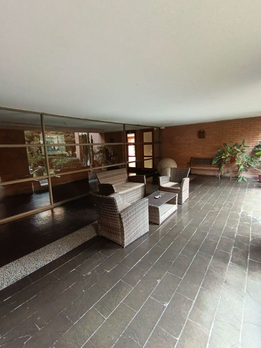 Depto. En Arriendo 2d 2b Metro Manquehue