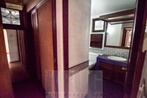 Venta Propiedad De Uso Mixto En Vitacura