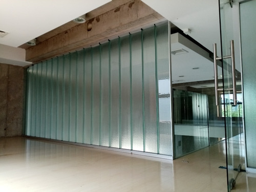Lindo Local De 462 M2 Con Gran Acceso Desde La Calle