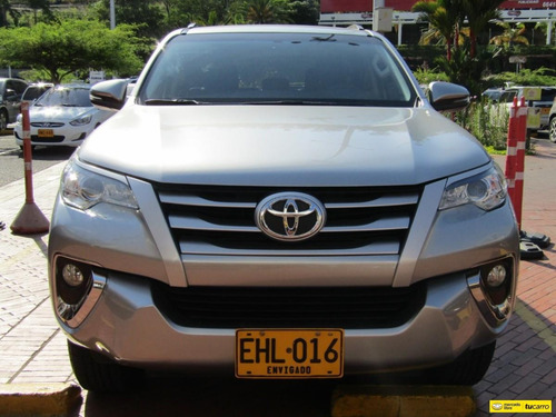 Toyota Fortuner 2.8l