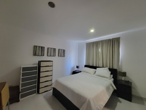 Foxpiantini.com - Za153 | Venta De Apartamento En Piantini Y Serralles | Exclusividad Y Comodidad En Un Ambiente De Lujo