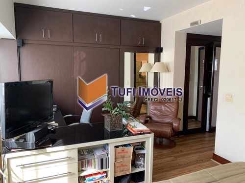 Imagem 6 de 10 de More Em Um Flat No Miolo Do Itaim Bibi - 4259