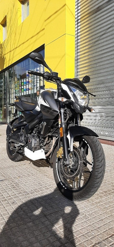 Imagen 7 de 15 de Bajaj Rouser Ns 200