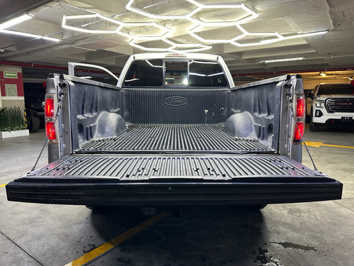 Ford Lobo 5.4 XLT Cab Reg 4x4