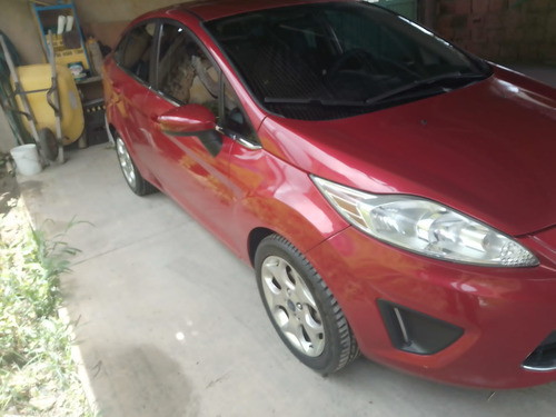 Ford Fiesta 1.6 Hatchback Mecánica