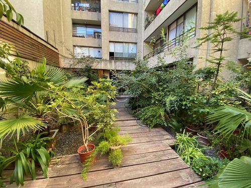 Departamento En Venta De 1 Dorm. En Santiago