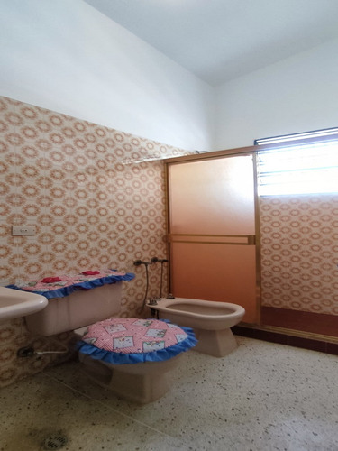 Casa En Venta Los Nisperos Conjunto Cerrado Internet Patio Jardin 2 Plantas Amaoblada Terraza De Los Nisperos Valencia
