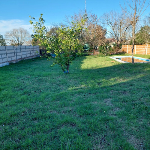 Imagen 9 de 16 de Se Vende Casa Con Pileta De 7x3, Sobre Lote De 700mt2,