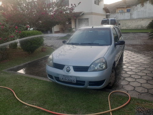 Imagem 1 de 11 de Renault Clio 2008 1.0 16v Authentique Hi-flex 5p