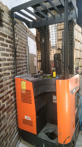 Clark Autoelevador No Funciona Con Batería Casi Nueva