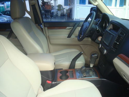 Imagem 13 de 14 de Mitsubishi Pajero Full 3.2 Hpe 4x4 Turbo Intercooler 2011