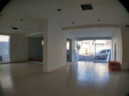 Imagen 5 de 13 de As En Venta Locales Comerciales En Barrio Obrero