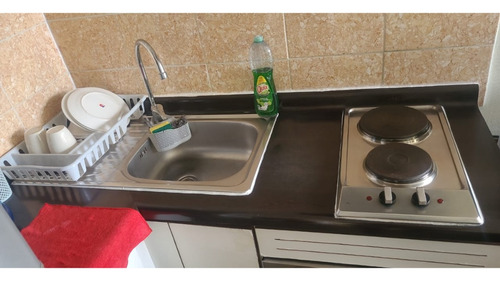 Hermoso Y Amplio Depto Con Excelente Ubicación!