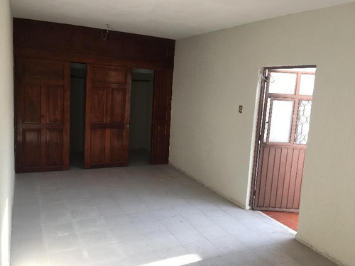Imagen 14 de 20 de Casa En Renta En León, Moderno León, Gto.oficinas O Consultorios Puede Ser Con Jardin De 160m2