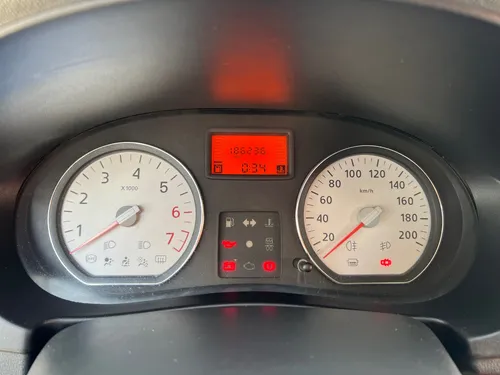 Renault Logan 1.6 Dynamique Fii