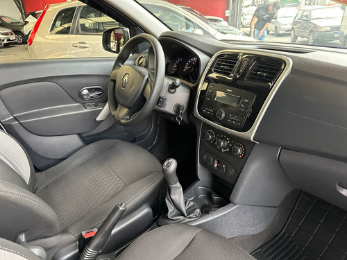Renault Sandero 1.6 16V SCE FLEX STEPWAY MANUAL