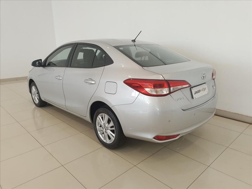 Toyota Yaris 1.5 16V FLEX SEDAN XL MULTIDRIVE