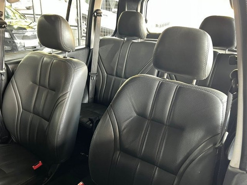 Imagem 7 de 8 de Pajero Tr4 2.0 4x2 16v 140cv Flex 4p Automático
