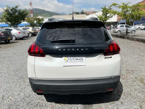Peugeot 2008 Style 1.6 At 4x2