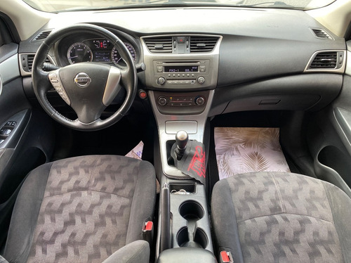 Imagem 10 de 10 de Nissan Sentra 2.0 S 16v 2016