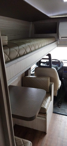 Imagem 4 de 15 de Motorhome Iveco
