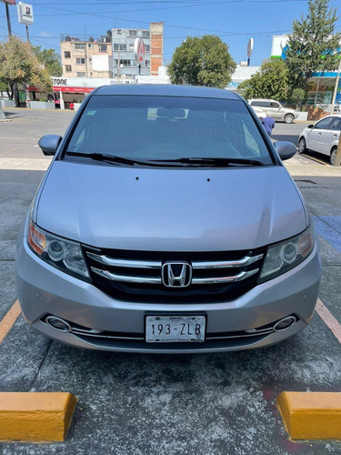 Imagen 2 de 12 de Honda Odyssey