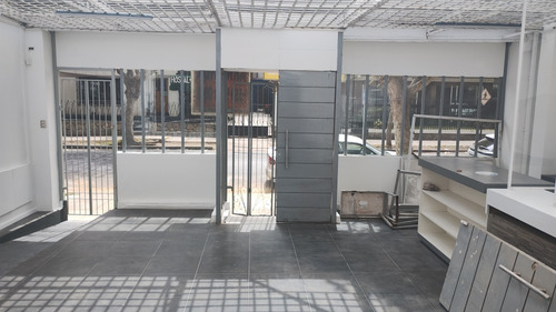 Se Arrienda Local Comercial En Los Poniente