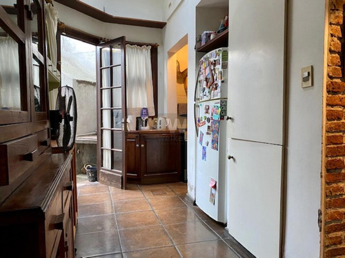 Casa Venta 4 Dormitorios Pocitos Garaje