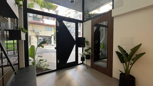 Venta - Departamento De 1 Dormitorio Con Balcón Y Amenities A Estrenar En Barrio Martin, Rosario