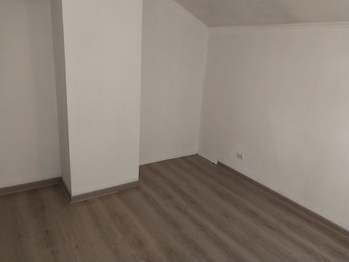Casa 2 Pisos En Villa Jardín Poniente - V. Mackenna - Renca