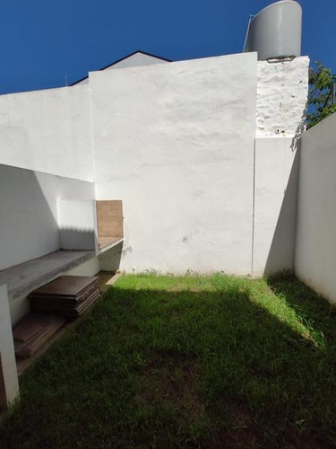 Imagen 9 de 24 de Se Vende Con Renta Hasta 2024 - Triplex En Juan De Garay 3220