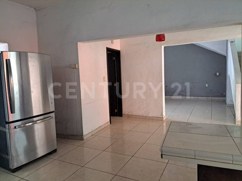 Se Vende Casa En Col. Juan Jose Rios Ii En Villa De Alvarez, Colima