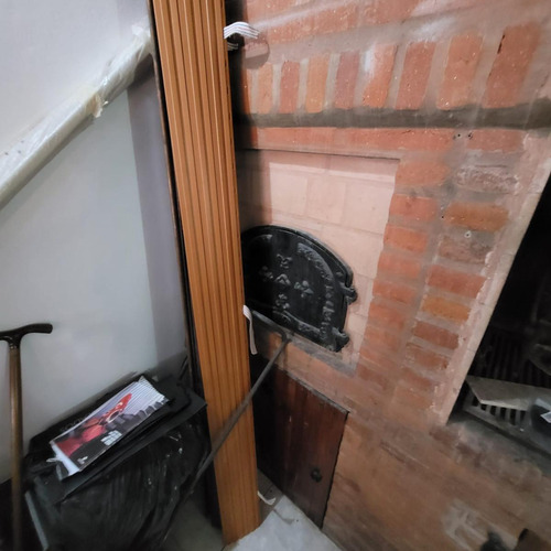 Impecable Propiedad En Florida Oeste. En Calle Muy Tranquila. Cerca De Cómodos Accesos