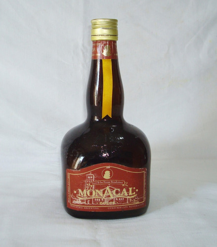 Botella De Vidrio Vacia De Licor Dulce. Monacal