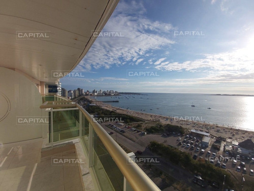 Imagen 27 de 29 de Venta De Apartamento Tres Dormitorios Sobre Playa Mansa En Inmejorable Ubicación - Punta Del Este Mansa