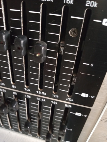 Ecualizador Behringer Ultragraph Pro Fbq6200 31 Band Feeback (Usado)