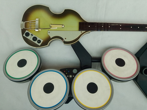 Batería Y Guitarra Rock Band The Beatles Xbox360 Inalámbrica (Usado)