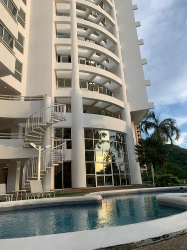 Venta De Apartamento De Lujo En La Trigaleña Alta Super Amplio, Con Acabados Modernos, Hermosa Cocina, Ademas Cuenta Con Plata Electrica 100% Y Ascensor Privado. Negociable (dr)