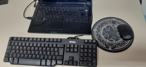 Imagem 4 de 7 de Mouse Pad 22cm Em Neoprene Redondo Mandala Sakura Preto