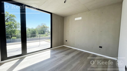 Casa En Venta De 4 Ambientes Greenville Polo