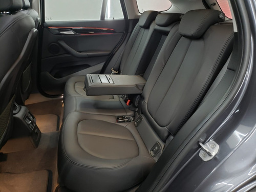 Imagem 9 de 15 de Bmw X1 2.0 Sdrive20i X-line Activeflex 2017 Teto Solar