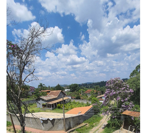 Terreno De 1000m² Em Condomínio Fechado Em Ibiúna Com Construção Semi-pronta!