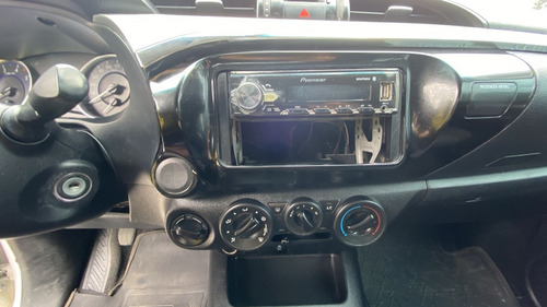 Imagen 11 de 19 de Toyota Hilux