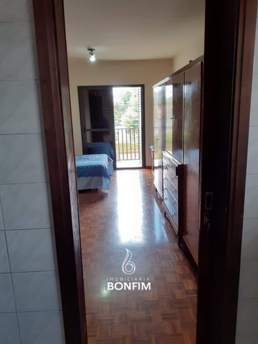Imagem 16 de 19 de Casa Com 4 Dormitórios À Venda Com 424m² Por R$ 850.000,00 No Bairro Água Verde - Curitiba / Pr - Csa0258