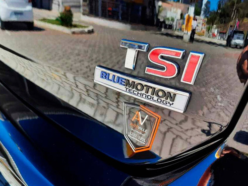Imagem 7 de 11 de Volkswagen Golf 1.4 Tsi Comfortline 16v Gasolina 4p