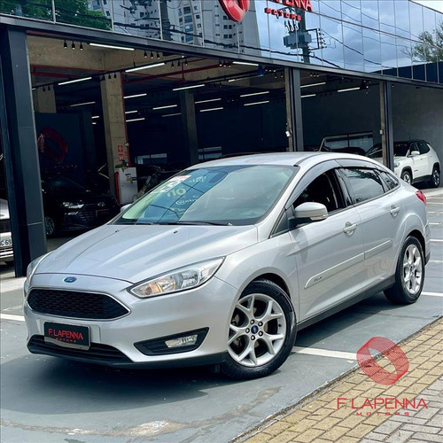 Ford Focus 2.0 SE PLUS 16V FLEX 4P POWERSHIFT