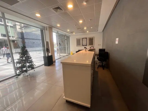 Kennedy Y G Alderete Planta Libre 26m2 Con Estacionamiento