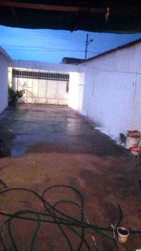 Imagen 8 de 10 de Venta Casa En Ricardo Urriera