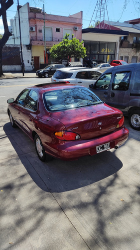 Hyundai Elantra 1.8 Gls At