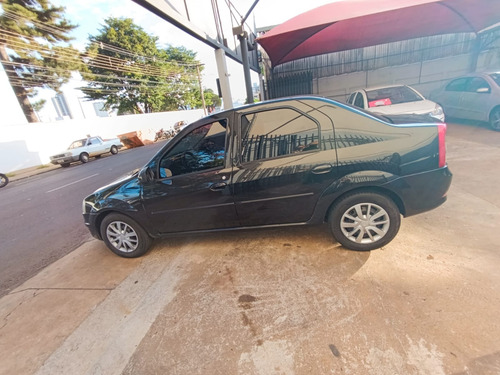 Renault Logan 1.0 16v Expression Hi-flex 4p